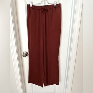 Banana Republic Satin Feel Trouser Pants